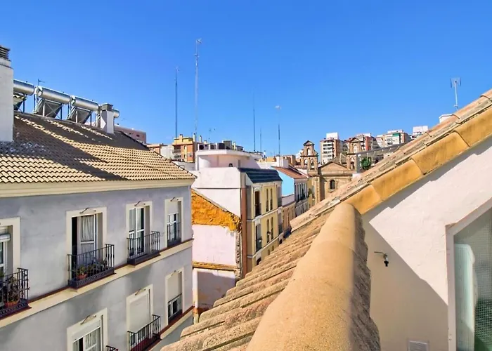 Atico Con Terraza Privada En Malaga Centro