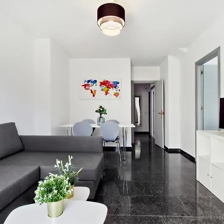 Atico Con Terraza Privada En Malaga Centro Apartment Exterior photo